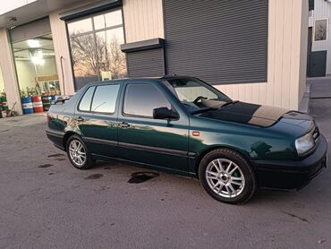 Volkswagen: Volkswagen Vento: 1995 г., Седан — 1