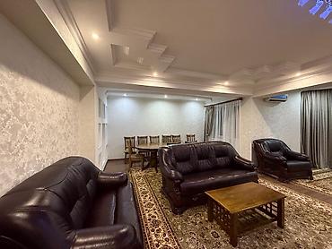 парк ататюрк: 🏡 Сдаётся 4-комнатная квартира на длительный срок 📍 Район: Парк — 5