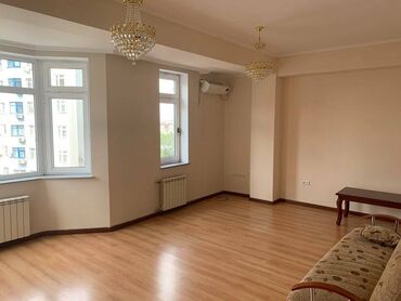 квартира с панорамными окнами: 4 бөлмө, 139 кв. м, 6 кабат