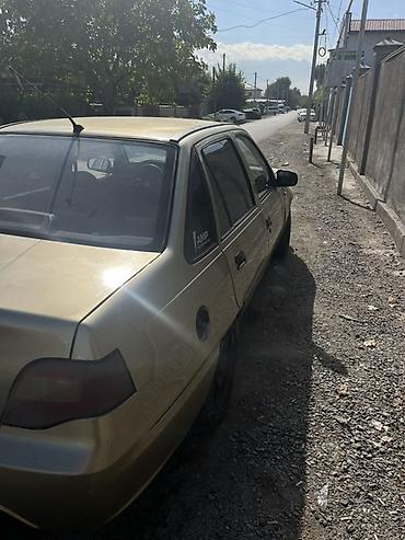 Daewoo Nexia: 2008 г., 1.6 л, Механика, Бензин, Седан