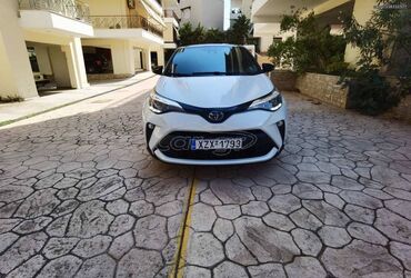Toyota: Toyota CH-R: 1.8 l. | 2021 έ. SUV/4x4 — 7