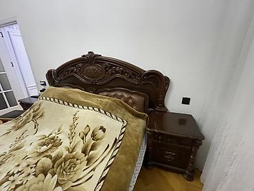 tumbuçka: Klassik üslubda tam yataq dəsti Tərkibi: - 2 nəfərlik taxta çarpayı – — 3