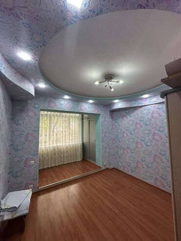 Продажа квартир: 3 комнаты, 70 м², 105 серия, 3 этаж, Евроремонт