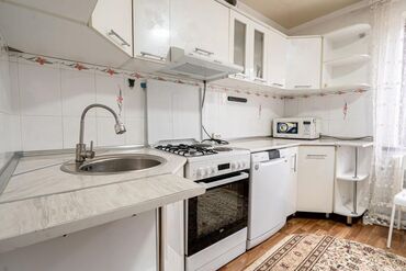 Посуточная аренда домов: 200 м², 4 комнаты, Утепленный, Бронированные двери, Видеонаблюдение — 10