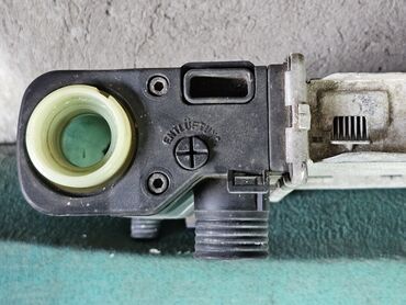 Радиаторы: Радиатор охлаждения двигателя BMW E30, 318i, 1991г.в. Оригинал BEHR — 11