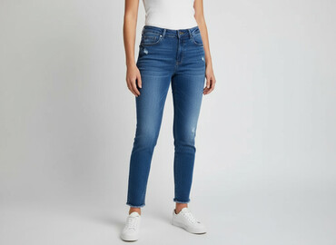Jeansy: Stradivarius, Jeansy damskie, rozmiar S
