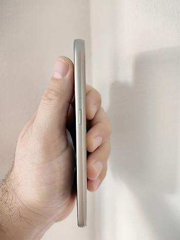 ruter prodaja: Samsung S7 gold otključan za sve mreže, sa 4/32 gb memorije, dobro — 2