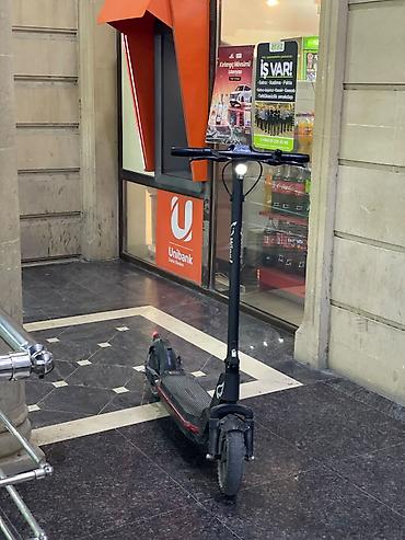 Электротранспорт: Elektrik skuter 40 km məsafə, 35 sürəti. Sukuterdə tək problem — 2