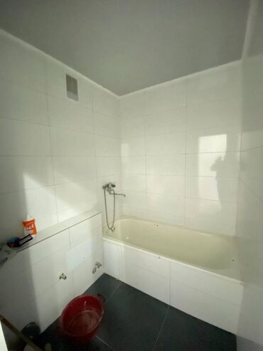 1 комнатная квартира 8 мкр: 1 комната, 34 м², 105 серия, 1 этаж, Евроремонт
