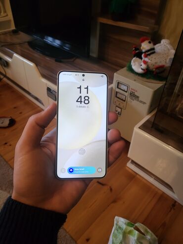 Samsung: Samsung Galaxy S24, 128 GB, rəng - Bej, Simsiz şarj — 7