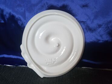 Ostalo posuđe: Tanjir nov za maline Italija 70te. Tanjir za masline sa delom za na lalafo.rs — 9 Ostalo posuđe: Tanjir nov za maline Italija 70te. Tanjir za masline sa delom za — 9