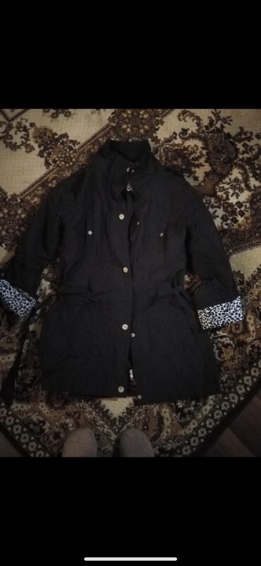 russia kurtka: Женская куртка M (EU 38), цвет - Черный