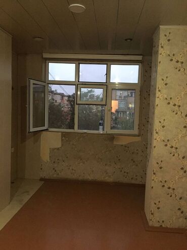 Köhnə tikili: Xırdalan, 4 otaqlı, Köhnə tikili, 120 kv. m — 4