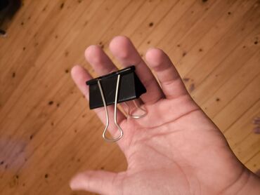məktəb şəkilləri: Klips biri 10 qəpik( 30 ədəd) organizer qələmqabı 6manat a4 clipboard