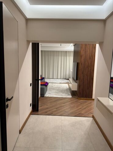 Долгосрочная аренда квартир: 3 комнаты — 4