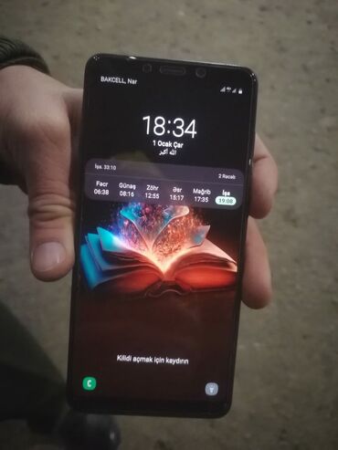 samsung s11 plus qiymeti: Samsung Galaxy A9, 128 GB, İki sim kartlı