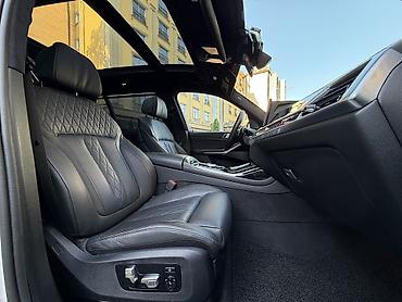 byd e2 2024: BMW X7: 2024 г., 3 л, Автомат, Бензин, Внедорожник — 9
