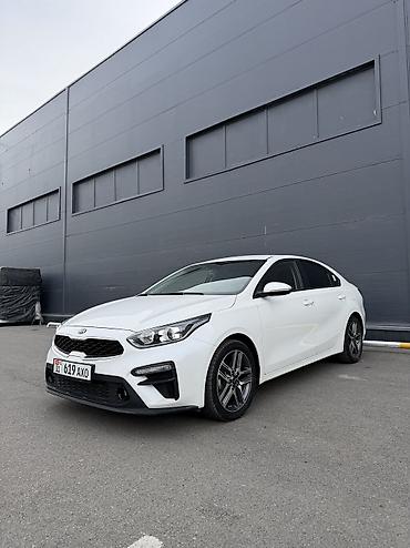 Kia: Kia K3: 2019 г., 1.6 л, Вариатор, Бензин, Седан — 2