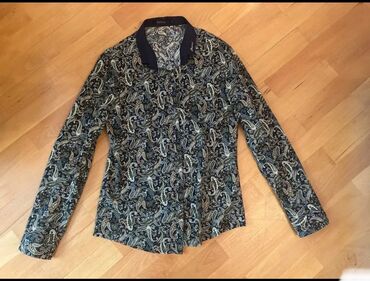 Köynəklər: Qısaqol ağ köynək - Kəsim: Klassik, düyməli yaxalıq - Qol: Qısa - -da lalafo.az — 9 Köynəklər: Qısaqol ağ köynək - Kəsim: Klassik, düyməli yaxalıq - Qol: Qısa - — 9