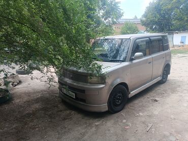 автомобили в рассрочку без первоначального взноса: Toyota bB: 2004 г., 1.3 л, Автомат, Бензин