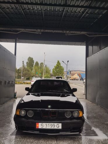 купить автобокс на крышу бу: BMW : 1992 г., 2.5 л, Механика, Бензин, Седан