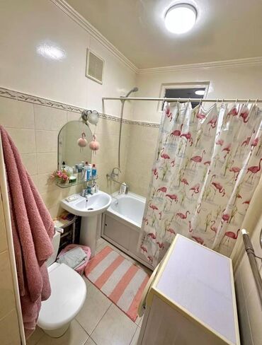 3 комнатная квартира 104 серии бишкек: 2 комнаты, 50 м², Индивидуалка, 4 этаж, Евроремонт