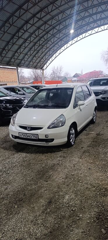 авто под выкуп в рассрочку: Honda Fit: 2002 г., 1.3 л, Вариатор, Бензин, Хетчбек