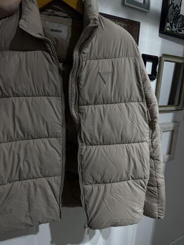 Kurtkalar: Puxovik kurtka, Guess, M