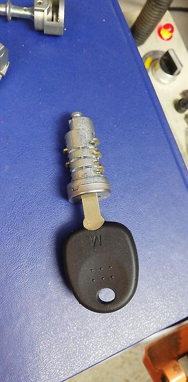 СТО, ремонт транспорта: Изготовление ключей всех видов. ключи. чип ключ. вскытие авто — 7