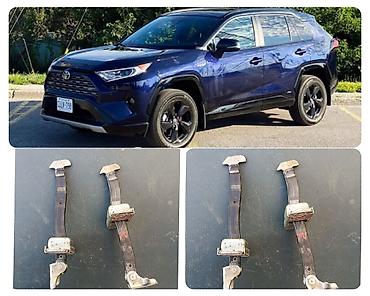 a2 group: Петли-ограничители дверей и передний динамик для Toyota RAV4 (на фото — 1