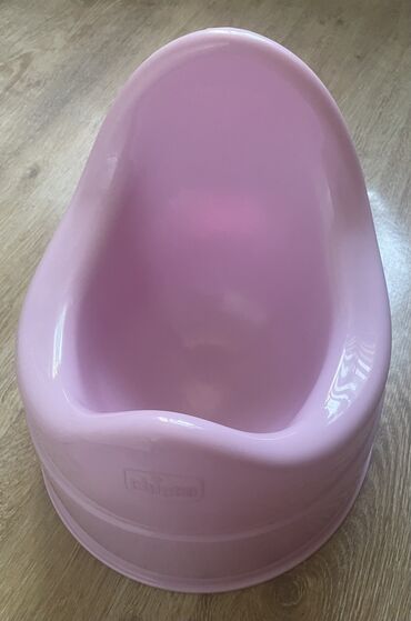 ходунки бишкек дордой: Продаю горшок Chicco, б/у. Оригинал. Состояние отличное. Цена 1000