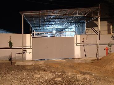 papaninde satilan heyet evleri: 4 otaqlı, 240 kv. m — 2