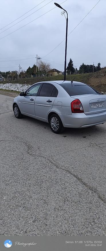 Hyundai: Hyundai Accent: 1.4 l | 2007 il Sedan — 5