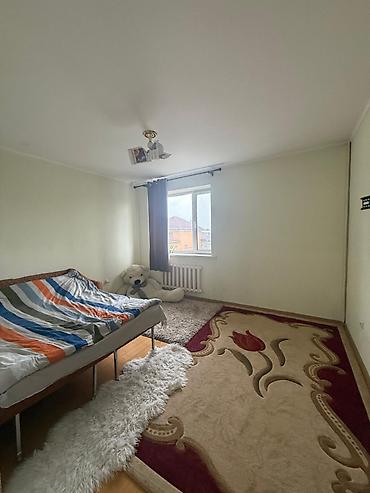 Үйлөрдү сатуу: 6 бөлмө, 220 м², 6 соток, Бишкек, Ала-Тоо ж/м Кыймылсыз мүлк агенттиги — 9