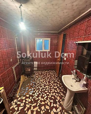 Продажа коттеджей и домов: 🏠Продается дом в с. Сокулук 🟡Комнаты: 4 🟡Участок: 8 соток 🟡Отопление — 10