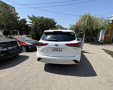 2 8: Toyota Highlander: 2021 г., 2.5 л, Автомат, Гибрид, Кроссовер — 4