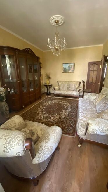 рядом с аламединским рынком: 3 бөлмө, 63 кв. м, 105-серия, 2 кабат, Евроремонт