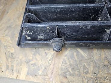 Решетки радиатора: Решетка радиатора Mitsubishi 1987 г., Б/у, Оригинал at lalafo.kg — 9 Решетки радиатора: Решетка радиатора Mitsubishi 1987 г., Б/у, Оригинал — 9