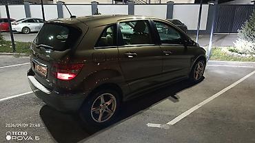 для круп: Mercedes-Benz B-Class: 2009 г., 1.8 л, Автомат, Бензин, Хэтчбэк — 4