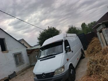 машина на обмен с доплатой: Легкий грузовик, Mercedes-Benz