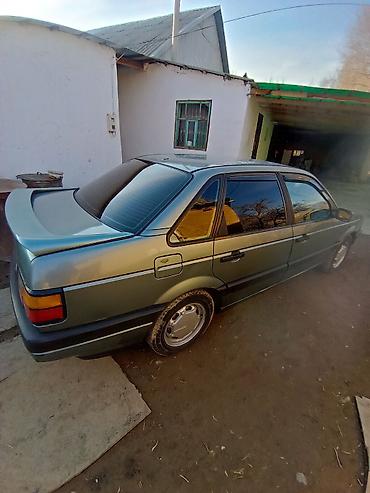 Volkswagen: Volkswagen Passat: 1989 г., 1.8 л, Механика, Бензин, Седан — 3