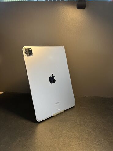 поко м5 с: Планшет, Apple, память 256 ГБ, 10" - 11", 4G (LTE), Классический цвет - Серебристый
