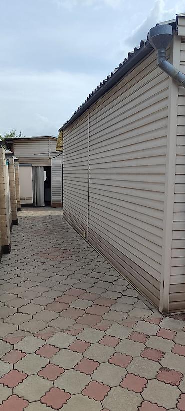 Продажа коттеджей и домов: Продаю дом в районе Кызыл-Аскера. Дом находиться по ул.Троицкая — 29