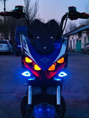 Скутеры: Скутер Pantera. - Яркая передняя оптика: две основные фары — 2