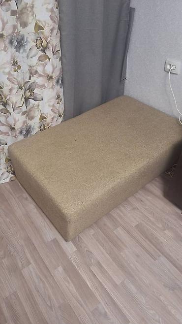 Прямые диваны: Прямой диван, Б/у — 8