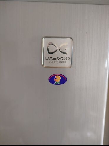 islenmis qaz pecleri: Б/у Холодильник Daewoo, No frost, Двухкамерный, цвет - Серебристый