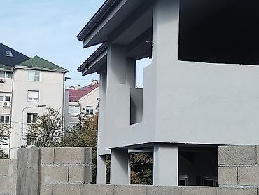 Građevinarstvo i rekonstrukcija: Usluga: Izrada spoljne termoizolacione fasade (ETICS) Opis: - — 7