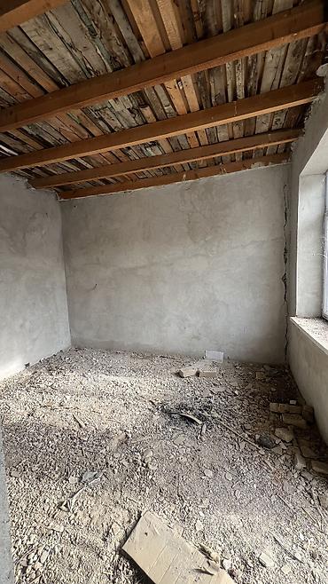 Продажа коттеджей и домов: Областная Больницага жакын жерден ПСО абалында жер үй сатылат — 10