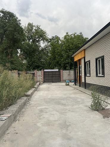 Продажа коттеджей и домов: ПРОДАЕТСЯ просторный 1-этажный дом 📍 Район: Золотой квадрат 🏠 — 16