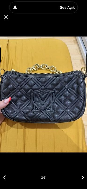Çantalar: Love Moschino çiyin çantası - Rəng: qara - Material: quilted — 2
